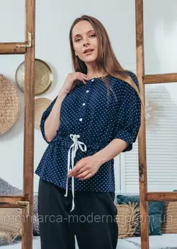 Женская блузка Герда Marca Moderna темно-синяя с принтом мелкий горох